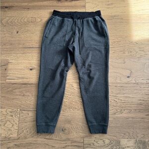 Lululemon Ease the Day Jogger